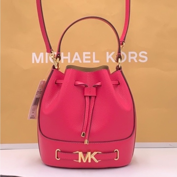 MICHAEL KORS REED MEDIUM BELTED BACKED MESSENGER CROSSBODY BAG ELECTRIC PINK COL - Picture 2 of 13